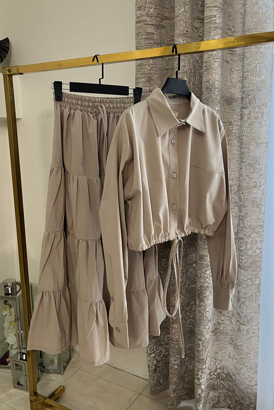 ست کراپ شومیز و دامن بلند زنانه رنگ خاکی | crop set