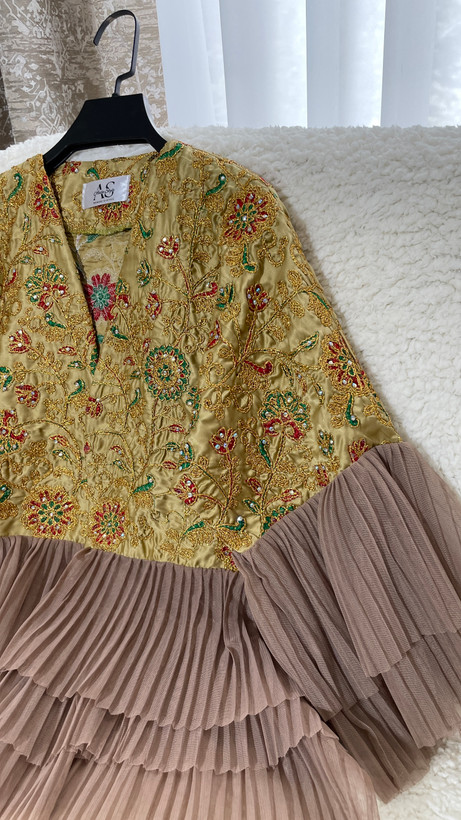 کت عروسکی زنانه طلایی مناسب استایل مجلسی و مهمانی | classy wear