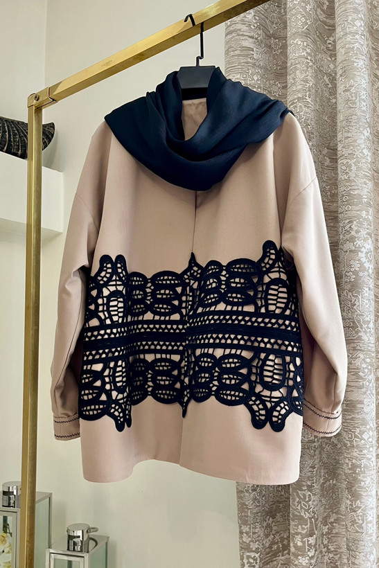 کت زنانه فاستونی با نواردوزی مشکی شیک و خاص | wool blazer