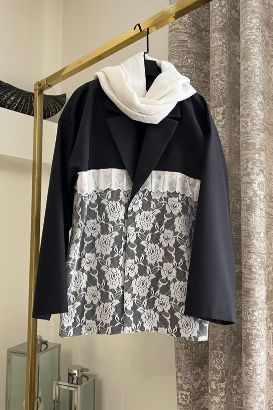 کت مجلسی زنانه یقه انگلیسی دانتل و فاستونی رنگ نوکمدادی | elegant jacket